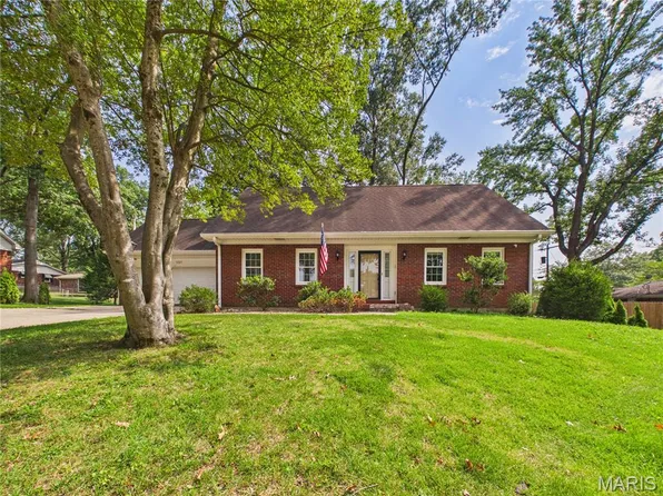 2537 Jonquil Ln, Cape Girardeau, MO 63701