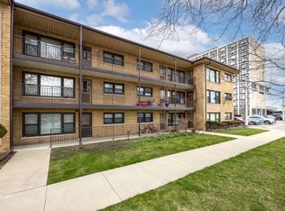 4801 N Harlem Ave #2, Chicago, IL 60656