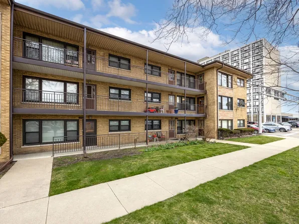 4801 N Harlem Ave #2, Chicago, IL 60656