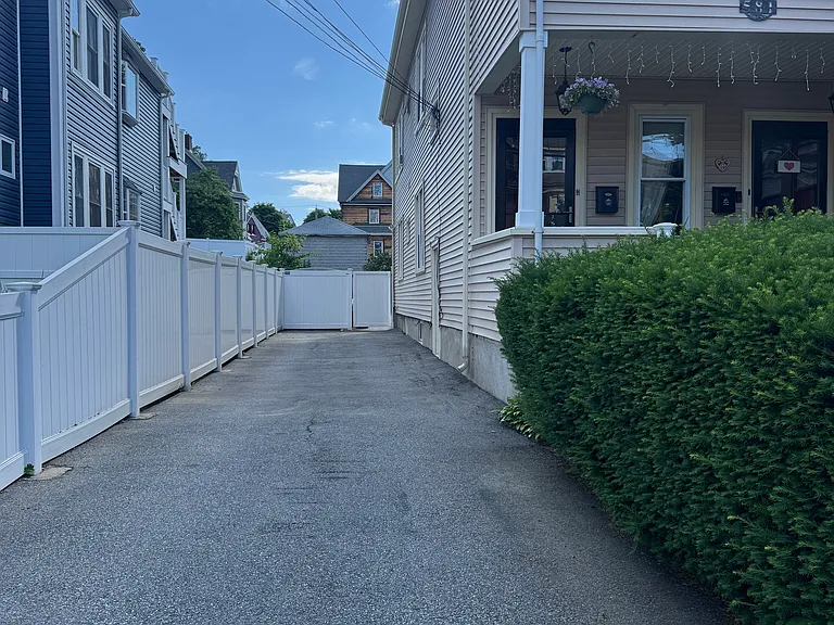 581 Highland Ave #3 — Photo 14