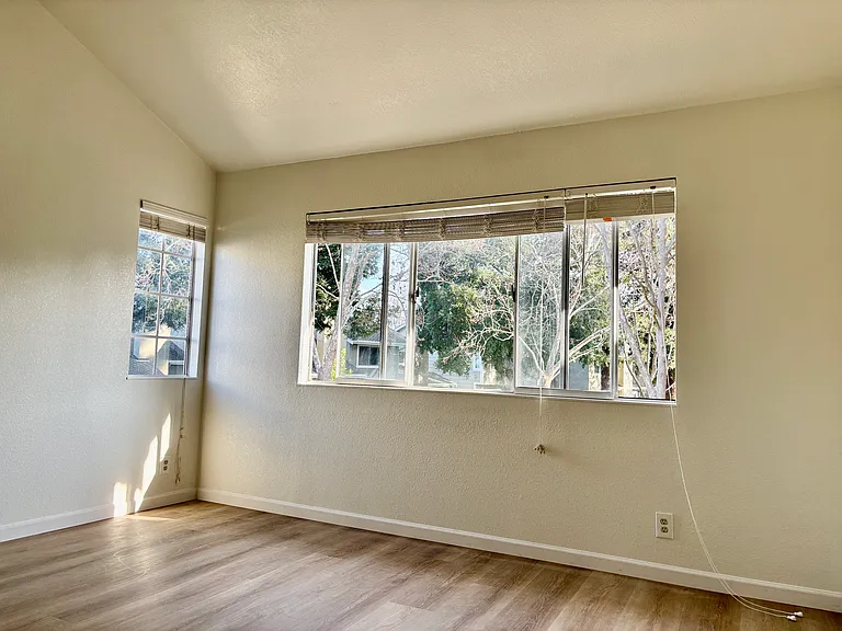 4735 Touchstone Ter — Photo 15
