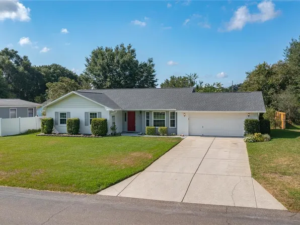 316 4th St NE, Fort Meade, FL 33841