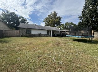 1209 N Ironwood Pl, Broken Arrow, OK 74012
