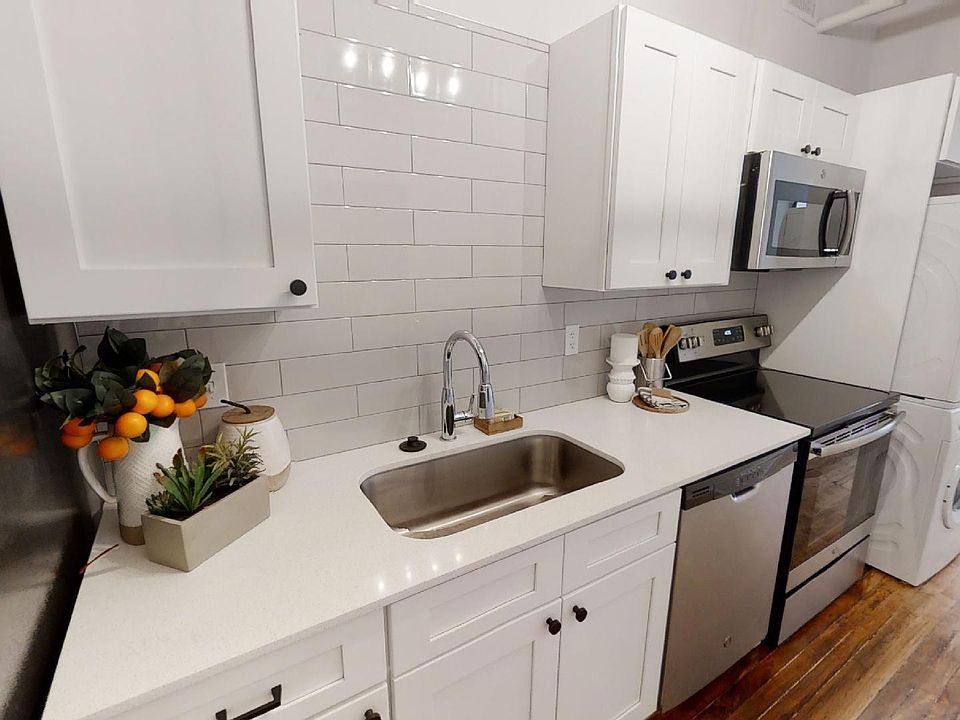 1st image of 201 Wyandotte St #2B-2Ba-1745Sqft