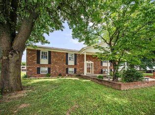 1524 Elmhurst Dr, Worthington, KY 41183