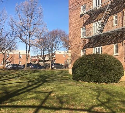 5th image of 210-04 43 Avenue Bayside Ny #3