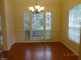 52 W Southfork Pines Cir, Spring, TX 77381