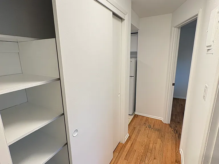 408 N 61st St #4 — Photo 24