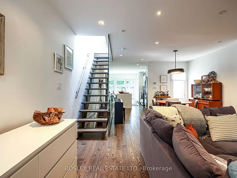 75 Boston Ave — Photo 3