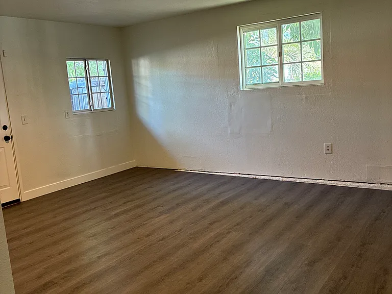 5928 N Orangecrest Ave — Photo 17