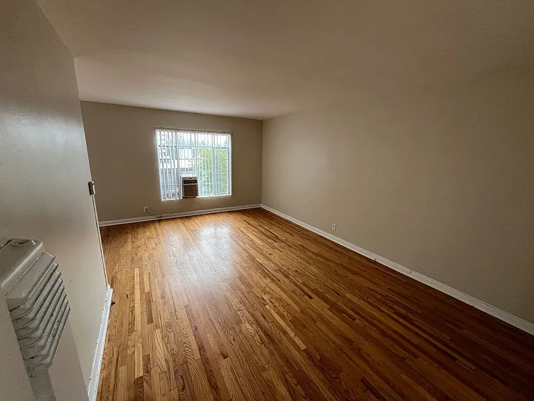 478 Landfair Ave — Photo 27