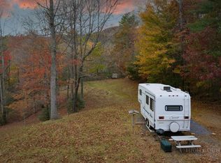 374 Lawrence Greene Rd, Deep Gap, NC 28618
