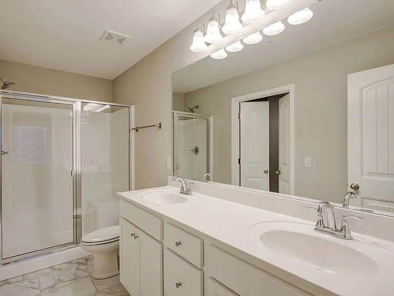 156 Grand Ave — Photo 6