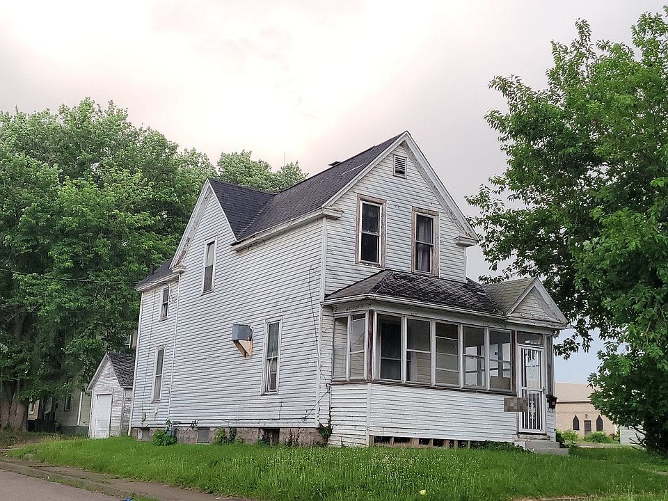 1309 Scott St, Davenport, IA 52803 Zillow