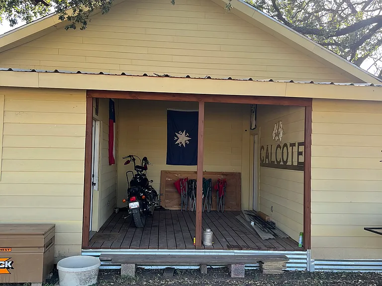 S Pecan St — Photo 10