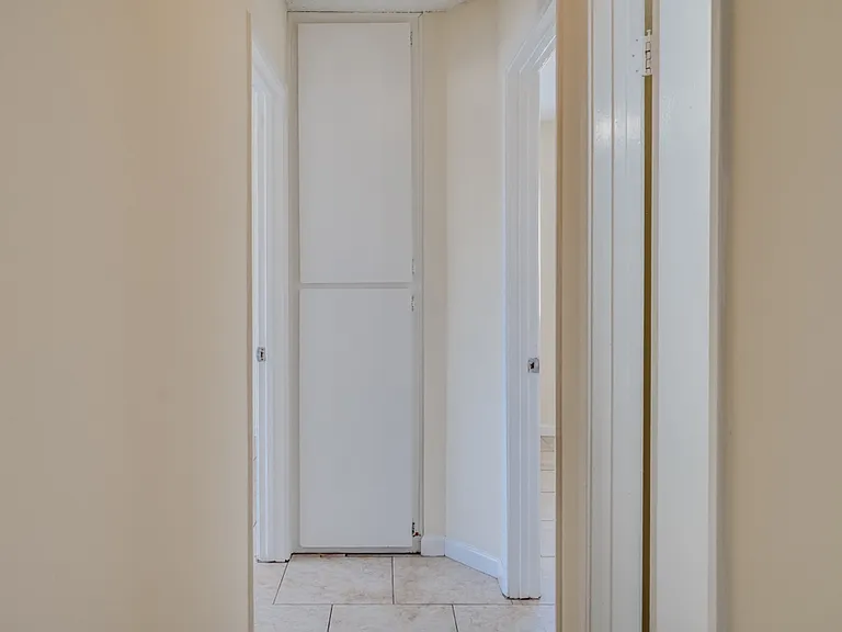 1444 S 45th St — Photo 12