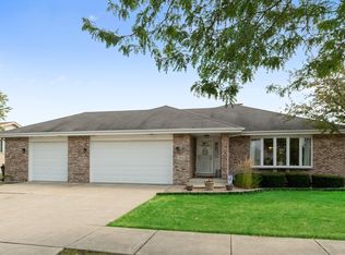 7613 Claremont Dr, Tinley Park, IL 60477