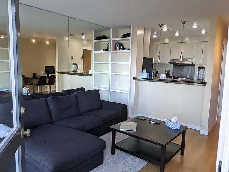 1818 Broadway St #204 — Photo 18