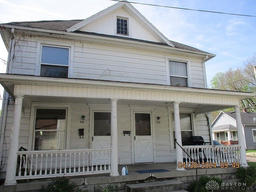 1st image of 731 Young St