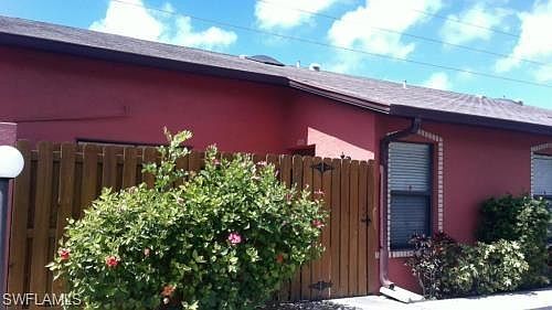 1st image of 804 SW 47th Ter APT 103