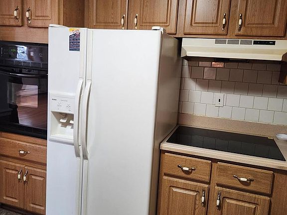 5th image of 4504 Hargrove Rd