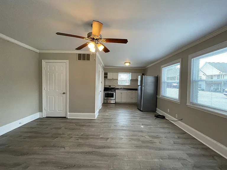 838 Bryan Ave — Photo 1