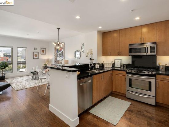 438 W Grand Ave APT 508, Oakland, CA 94612