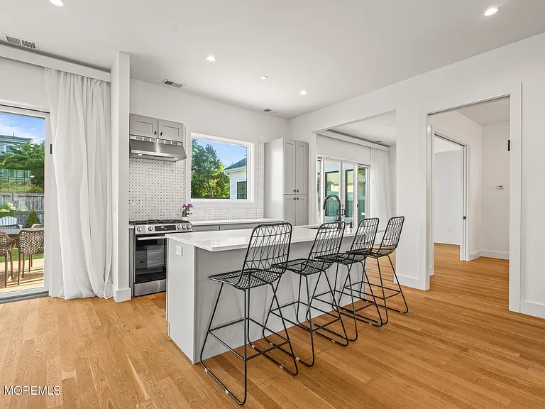 519 Laurel Ave — Photo 13
