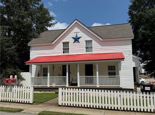 43 Quarry St, Gainesville, GA 30501