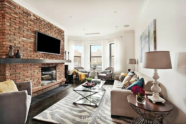 Sold by Town Residential | media 13