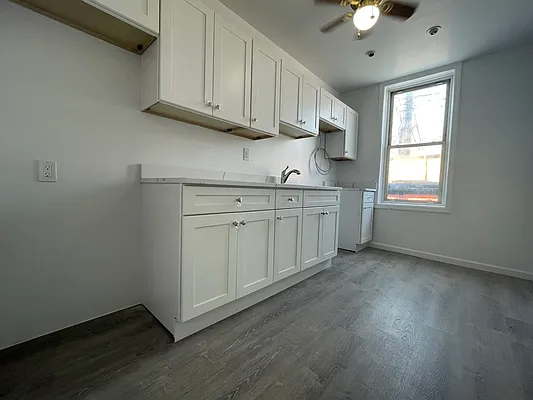 Rented by Oxford Property Group | media 7