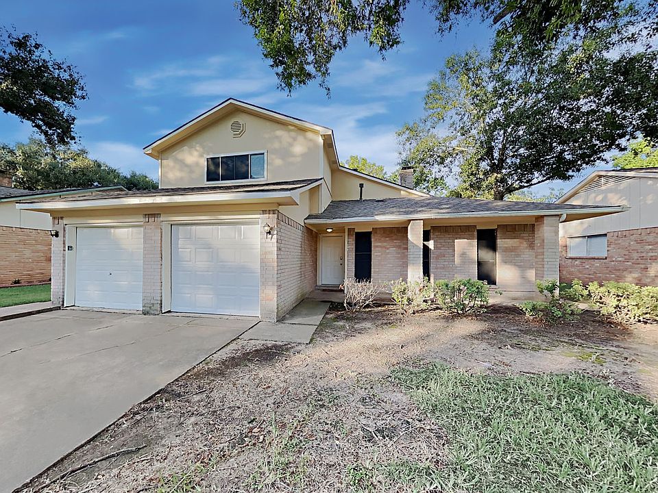 1st image of 22222 Red River Dr