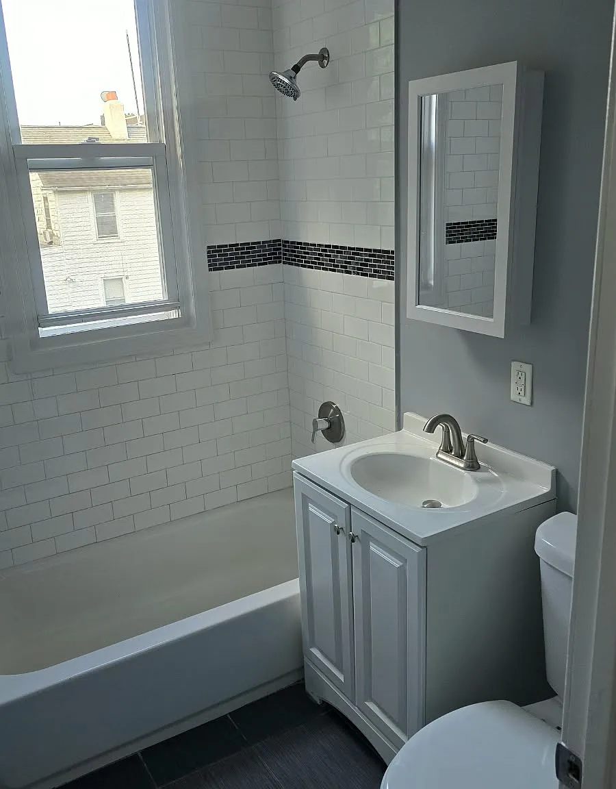 2 bed, $1,900 — Photo 3