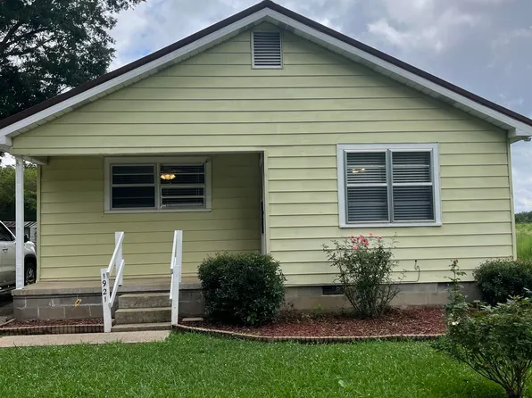 1921 Sadlertown Rd SE, Bessemer, AL 35022