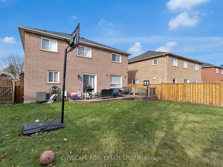 6421 Donway Dr — Photo 39