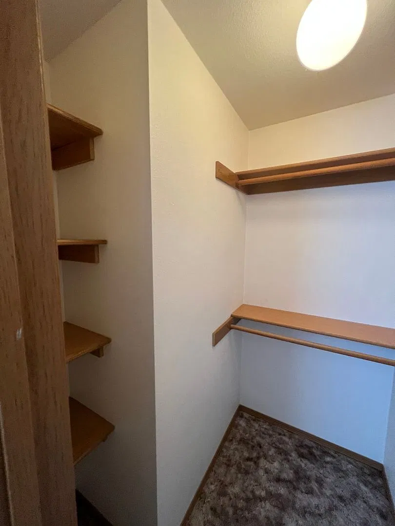 1362 Brown St — Photo 3
