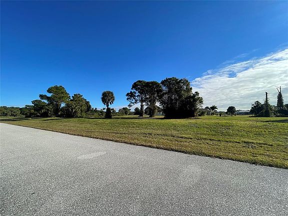 4th image of 265 Rotonda Blvd S