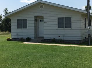 620 S Main St, Offerle, KS 67563
