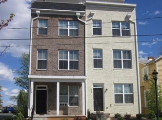 218 9th St SW, Charlottesville, VA 22903