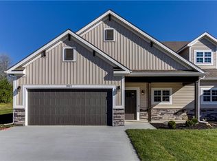 3012 Sheffield Ln, Saint Joseph, MO 64506