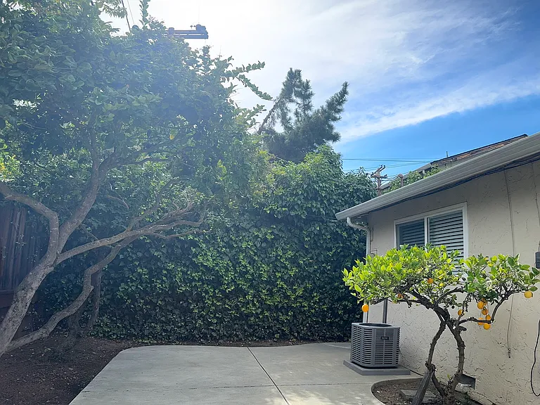 1494 Falcon Ct #2 — Photo 10