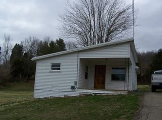 115 Main St, Evans, WV 25241