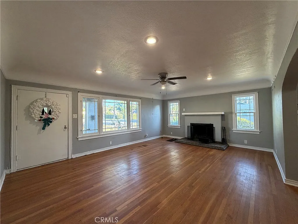 2 bed, 1537 sqft, $3,000 — Photo 3