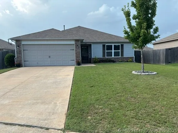 1100 E Richmond St, Broken Arrow, OK 74012