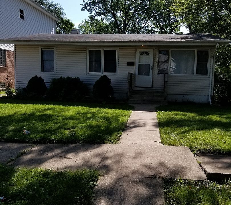 1st image of 14921 Leavitt Ave