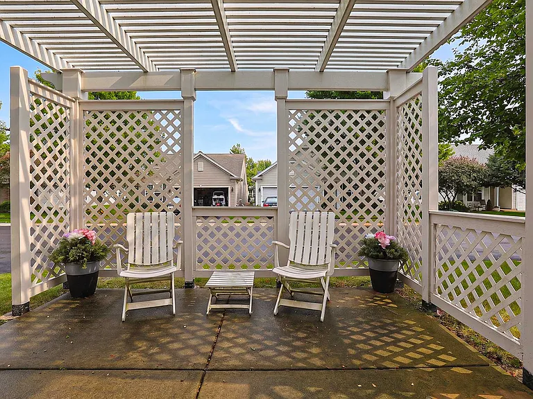 14021 Beaver Dam Ln — Photo 16