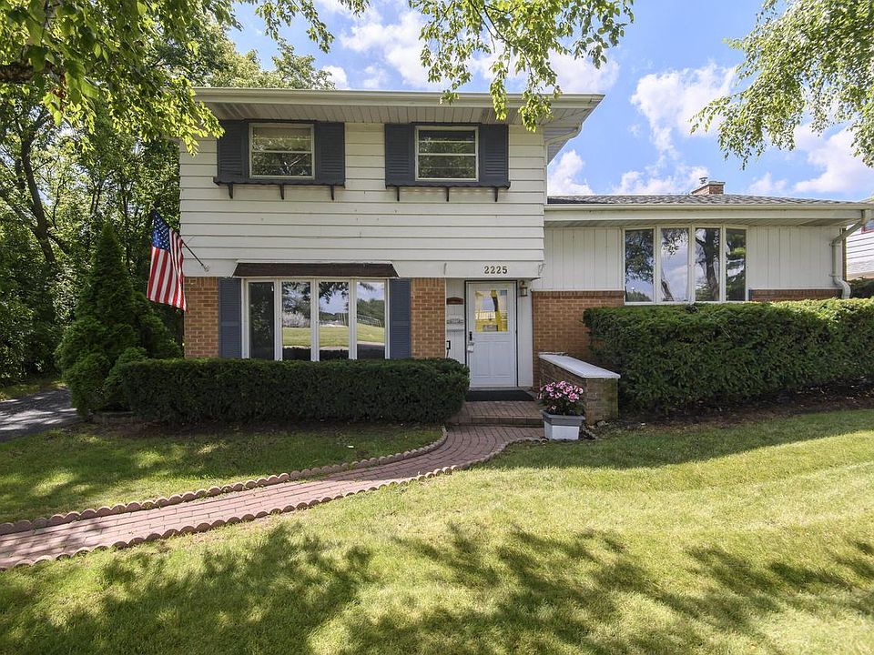 1st image of 2225 West Plainfield AVENUE