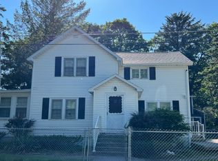901 Beech Ave, Ludington, MI 49431