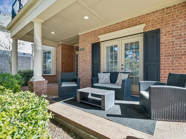 2202 Summer Wind Dr, Sugar Land, TX 77479