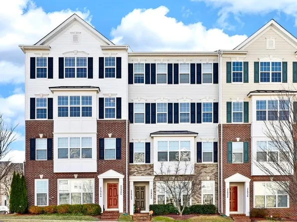 22946 Arora Hills Dr, Clarksburg, MD 20871